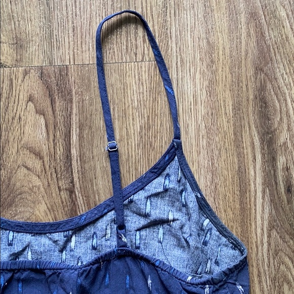 Old Navy Spaghetti Strap Summer Dress - Picture 4 of 9